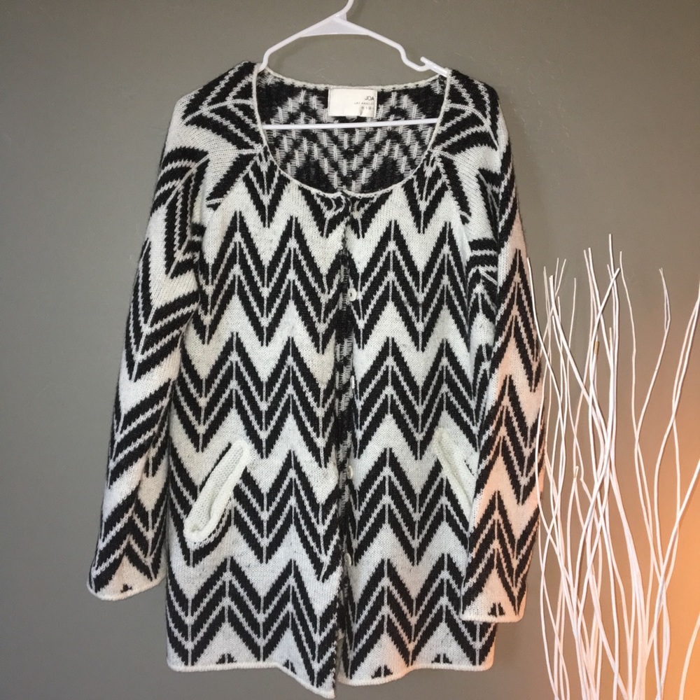 JOA open sweater